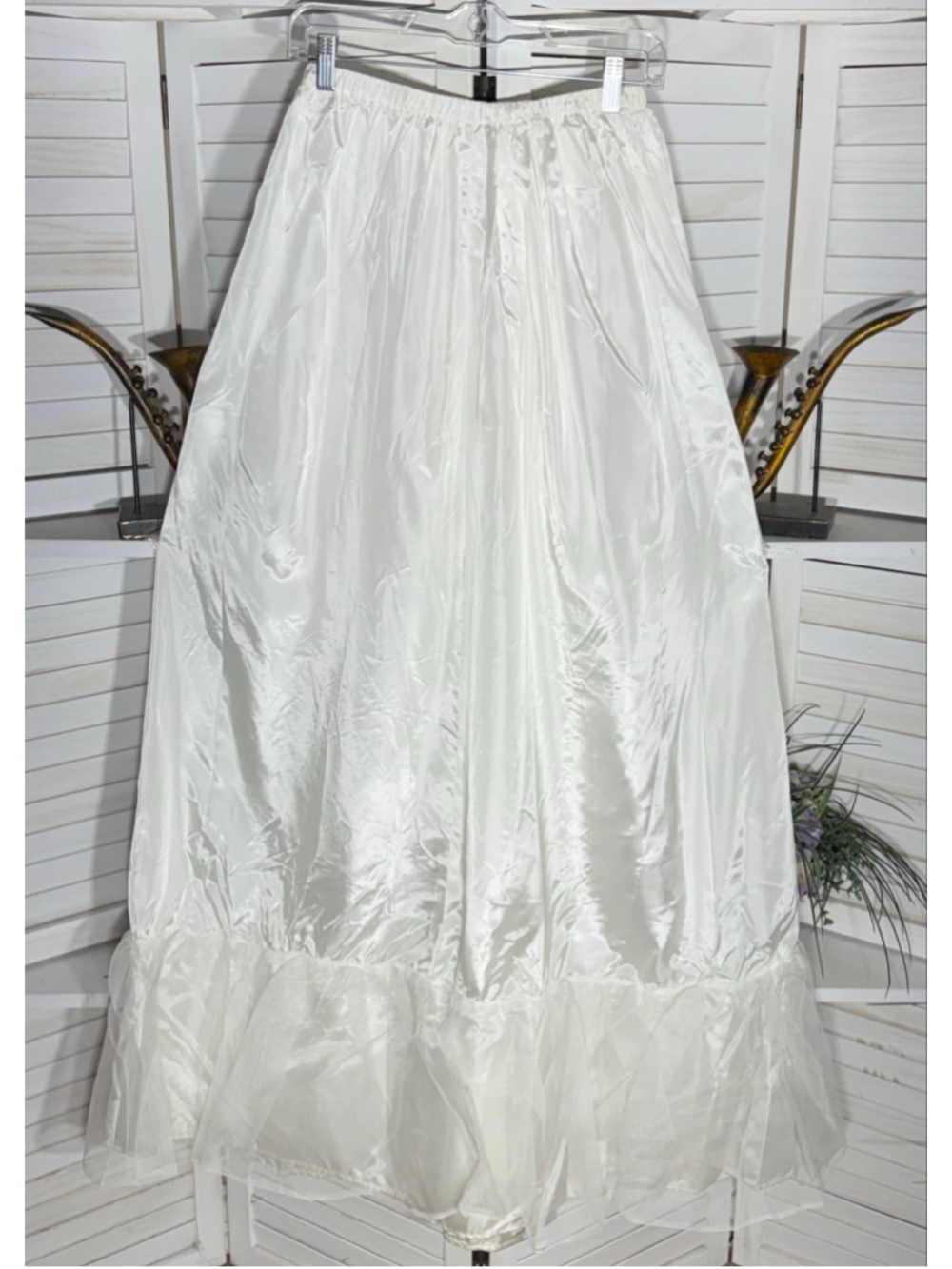 Vintage white lace skirt ruffled petticoat bridal wedding crinoline costume M